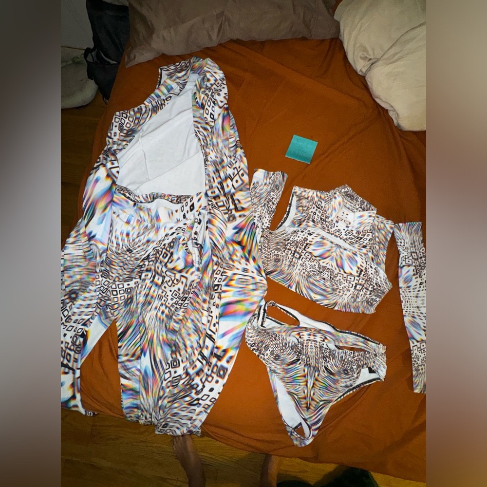 Multicolor Geometric Couple’s Rave Outfit - Picture 6 of 7